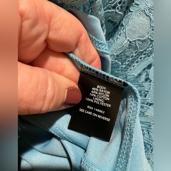 NWT~Torrid Mixed Lace Goddess Neck Top - Picture 10 of 11